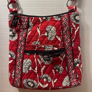 Vera Bradley Deco Daisy Red Floral Quilted Crossbody Purse